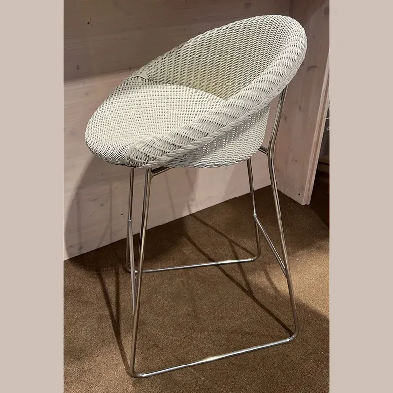 Sale: Stuhl Joe Counter Chair in Weiß, von Vincent Sheppard.